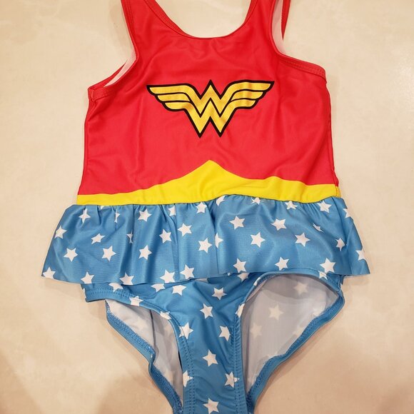 New Wonder Woman Kids Swimsuit 4-5 years 110cm - Picture 4 of 8